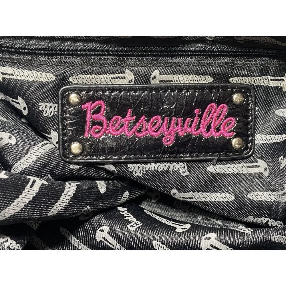 Betsey Johnson betseyville cheetah